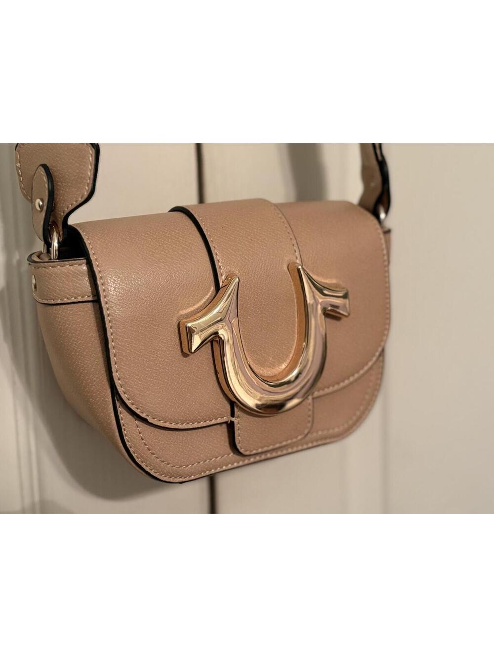 True Religion Mini Horseshoe Crossbody Bag Beige Gold Logo Y2K 2000s - Picture 5 of 9